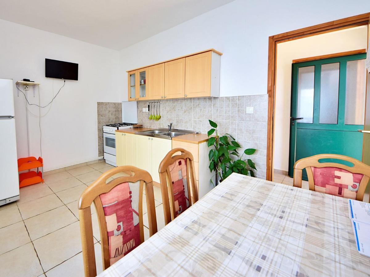 Holiday Home Tina - Hvr501 By Interhome Gdinj Buitenkant foto